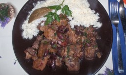 Fasole cu costita si orez alb(Feijoada de Entercosto)