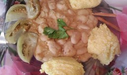 Fasole cu sos de mustar