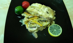 File de somn pe pat de legume si sos de smantana