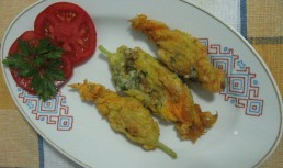 Flori de dovlecei umplute