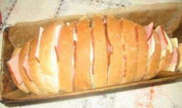 Franzela cu sunca, cascaval si ciuperci