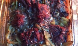 Friptura de vitel la cuptor cu ciuperci si cartofi