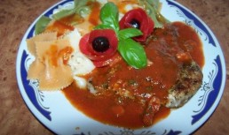 Friptura vanatoreasca cu paste si sos