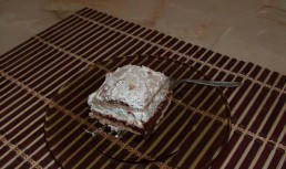 Furtuna in desert
