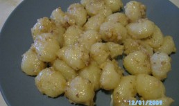 Gnocchi cu nuca