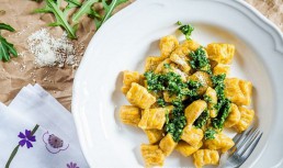 Gnocchi din cartofi dulci cu sos de rucolla