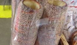 K"urt"os Kolak (ca la Cluj)