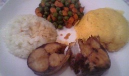 Macrou cu mamaliguta