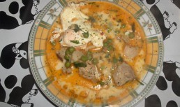 Mazare in vin si bacon cu oua romanesti