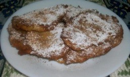 Mere rase in coca de clatite