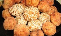 Mingiute de pui cu susan