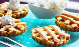 Mini tarte cu mere