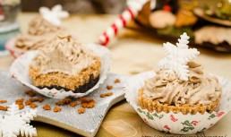 No-bake cupcake cu glazura de pireu de castane