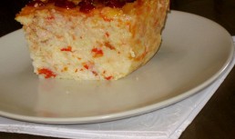 Orez cu piept de pui,suc de rosii si cascaval