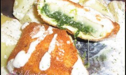 Pachetele din piept de pui cu spanac si sos de iaurt