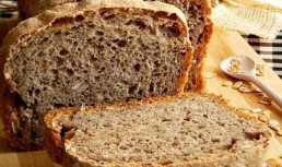 Paine cu fulgi de cereale si faina de hrisca