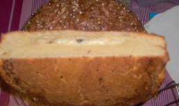 Paine umpluta cu branza