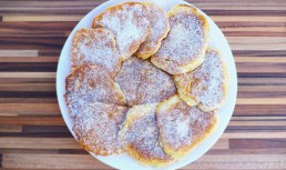 Pancakes cu mere