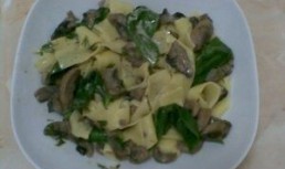 Pappardelle Cu Sos De Spanac