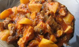 Papricas de ciuperci cu pui si cartofi