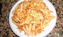 Paste cu carne la cuptor