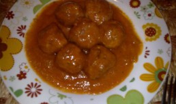 Perisoare in sos de ceapa si bulion