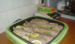 Peste cu lamaie la hot-pan