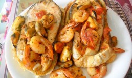 Peste si fructe de mare pe paine