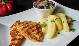 Piept de pui cu sote de ghebe