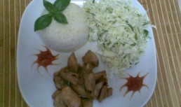 Piept De Pui Cu Soya Si Suc De Rodii