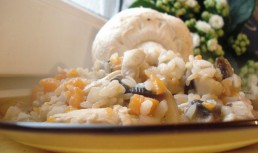 Pilaf cu ciuperci și pui
