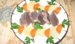 Pipote si inimioare de curcan rasol