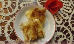 Placinta cu branza, insiropata