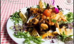 Platou din fructe de mare si peste