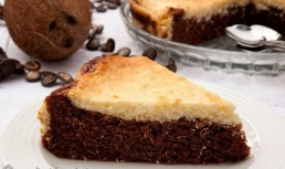 Prajitura cu branza de vaci si nuca de cocos