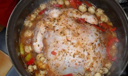 Pui pe pat de legume