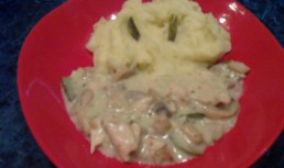 Pui Stroganoff