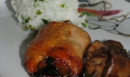 Pui umplut cu ciuperci si orez aromat