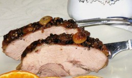 Pulpa de curcan in crusta de piper si suc de citrice