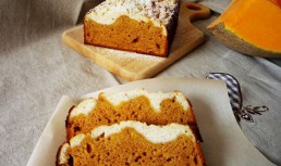 Pumpkin-cheese spice bread