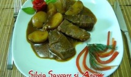 Rasol alb de manzat cu cartofi noi in vas roman