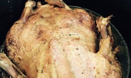 Rata pe pat de ceapa la slow cooker Crock Pot