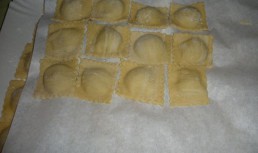 Ravioli  cu umplutura de  peste