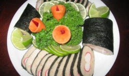Rulada de peste cu surimi si foi nori