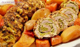 Rulada de porc cu mazare pe pat de legume, la slow cooker Crock Pot