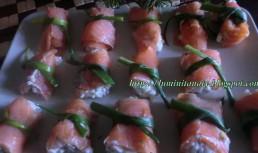 Rulouri de somon cu crema de branza