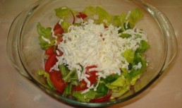 Salata Cu Branza De Bivolita
