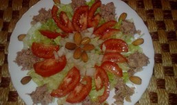 salata cu migdale