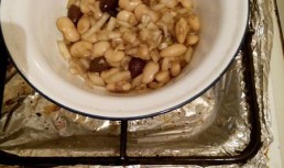 Salata de fasole alba cu masline