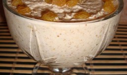 Salata de stafide, mere si smochine
